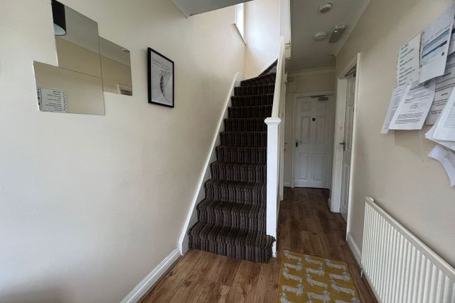 42, Hunton Hill- Licenced HMO, Birmingham photo 4