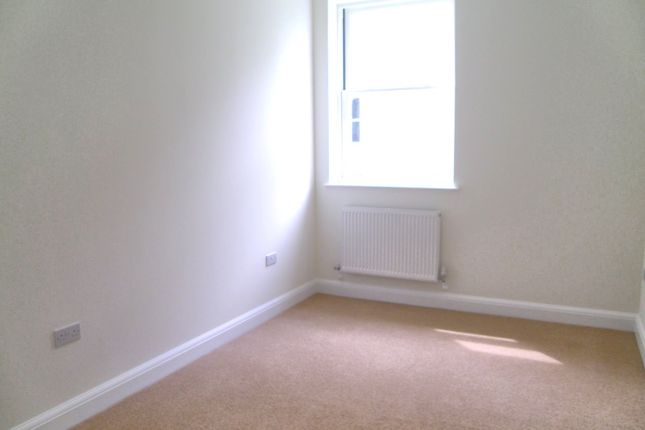 Flat to rent in Kendrick Road, Reading, Berkshire