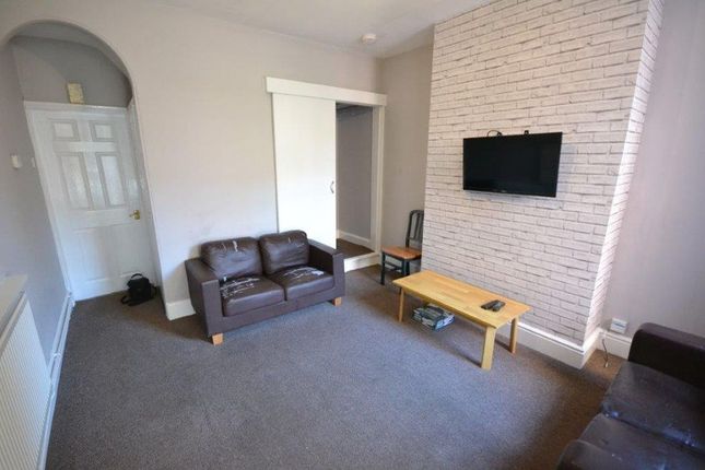 Terraced house to rent in Clarendon Street, Leicester