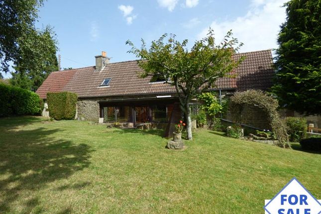 Thumbnail Detached house for sale in Carrouges, Basse-Normandie, 61320, France