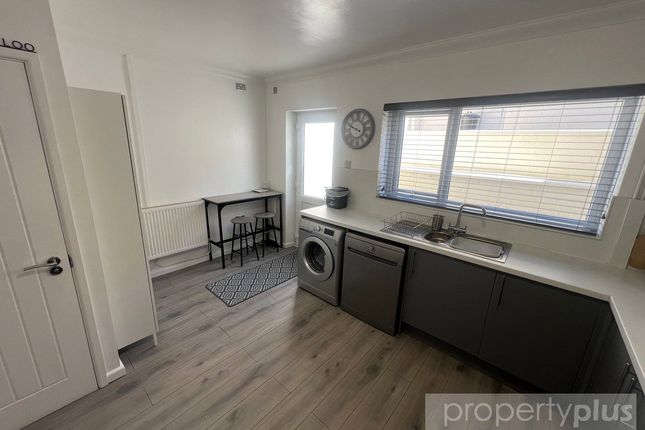145, Court Street, Rhondda Cynon Taff photo 5