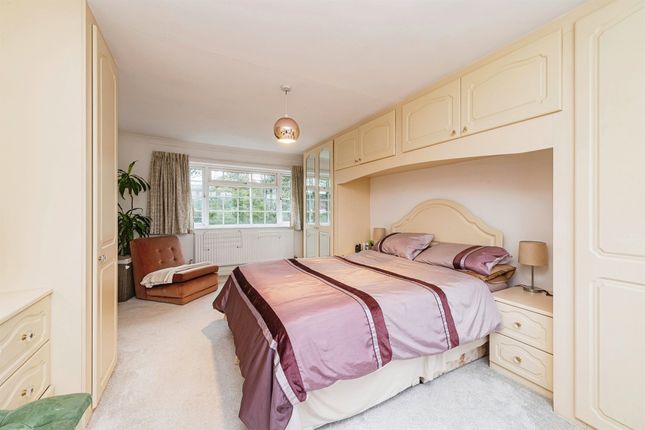 Detached house for sale in Esher Close, Basingstoke