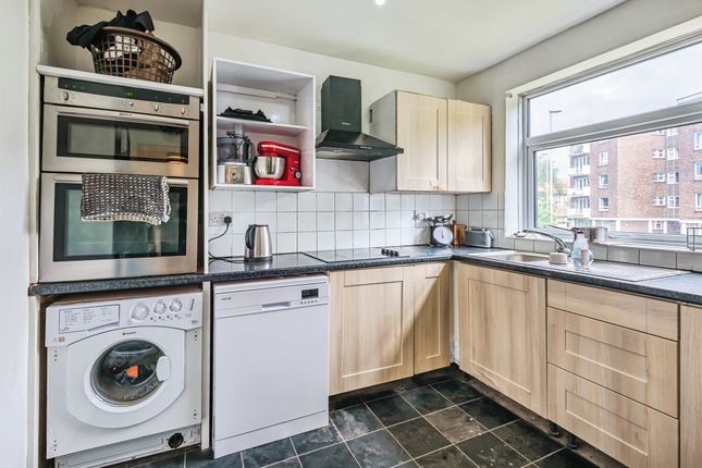 Flat 6, Woburn Court, Richmond Road, Worthing photo 2