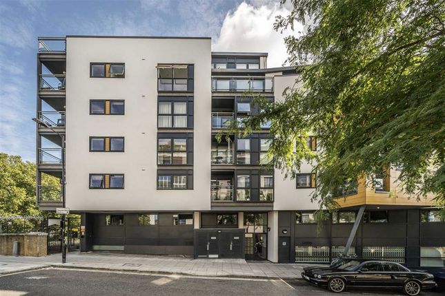 Thumbnail Flat for sale in Shepherdess Walk, London