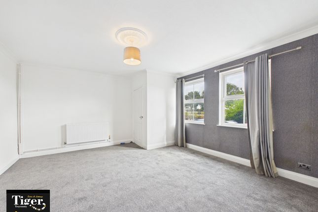 53, Gamble Road, Thornton-Cleveleys photo 5