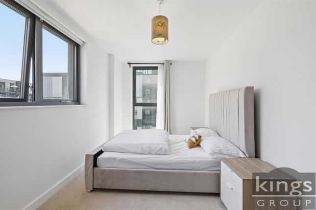 De Havilland Court, Flat 72, Lebus Street, London photo 4