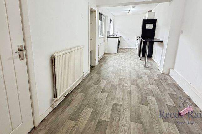 13, Bernard Street, Tyne and Wear photo 3