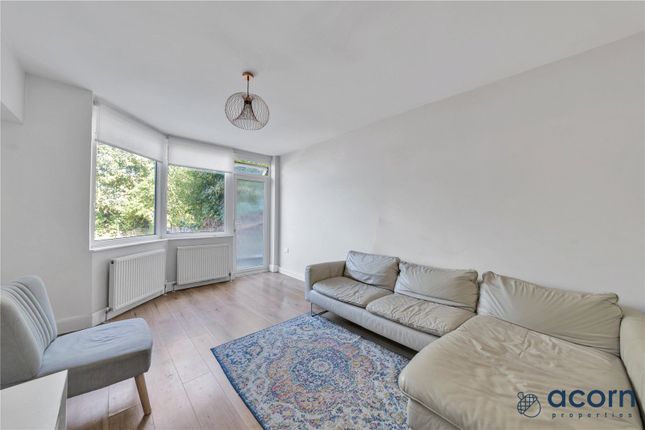 40a, Hillside, London photo 3