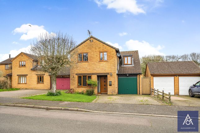 Thumbnail Detached house for sale in Hawthorn Drive, Brackley