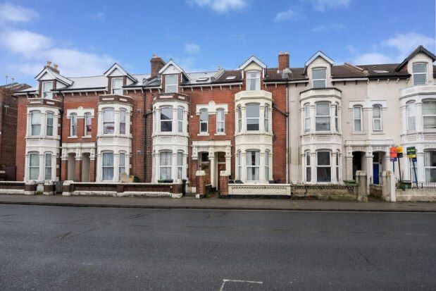 Thumbnail Property to rent in Victoria Road North, Southsea