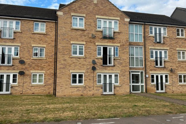 Thumbnail Flat for sale in Falcon Way, Bourne