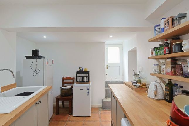 63 Mount Pleasant Road, Brixham photo 5