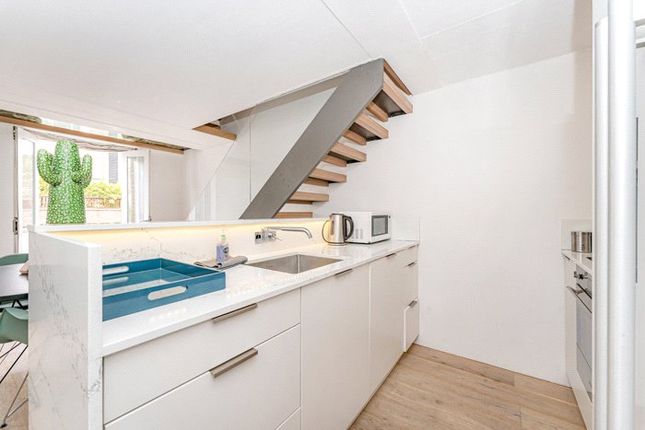 B1, 14, Airlie Gardens, London photo 2