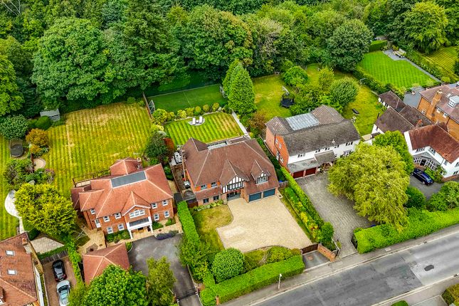 80 Gregories Road, Hp9 1Hl (Low Res)-14