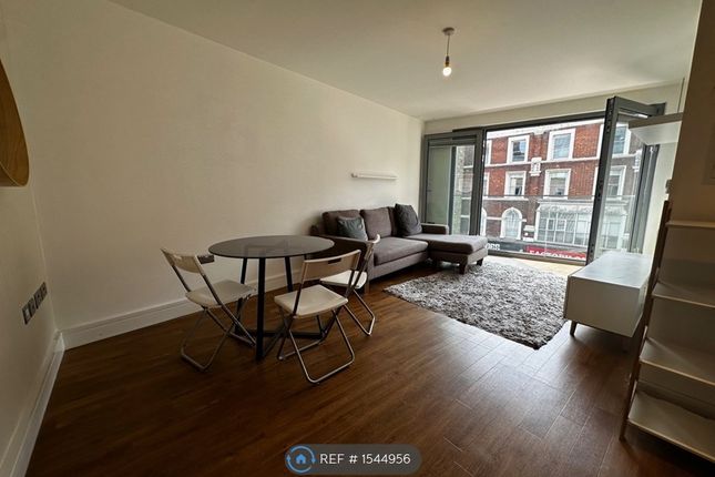 Thumbnail Flat to rent in Kingsland High Street, London