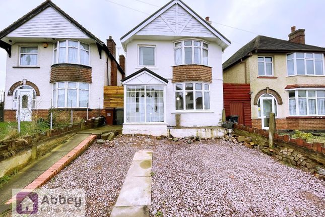 Thumbnail Detached house for sale in Avebury Avenue, Leicester