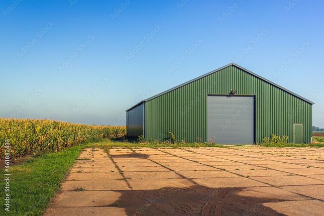 Industrial to let in Middle Claydon, Buckingham