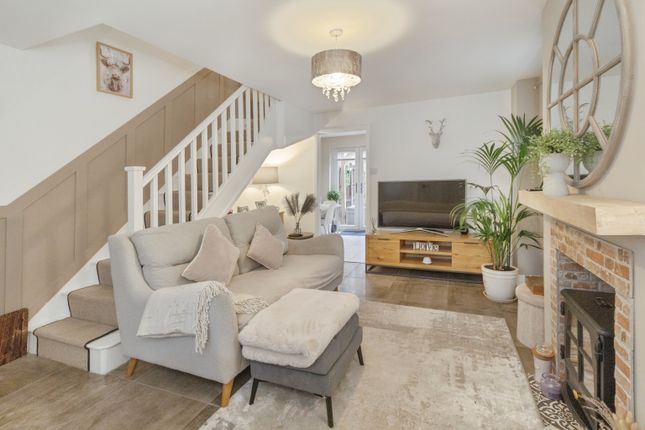 48, Laithwaite Close, Leicester photo 2