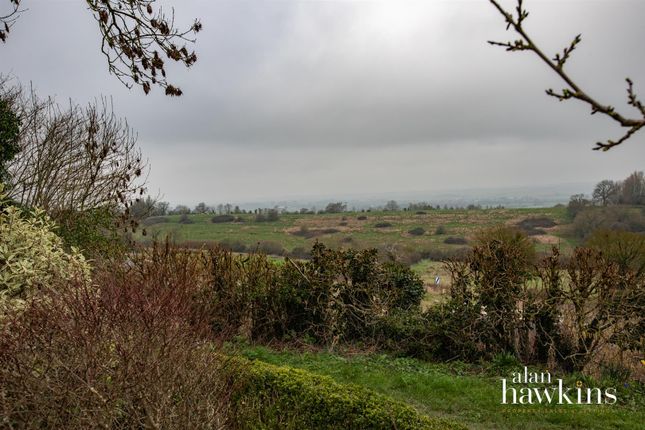 48, Lillybrook Estate, Lyneham photo 4