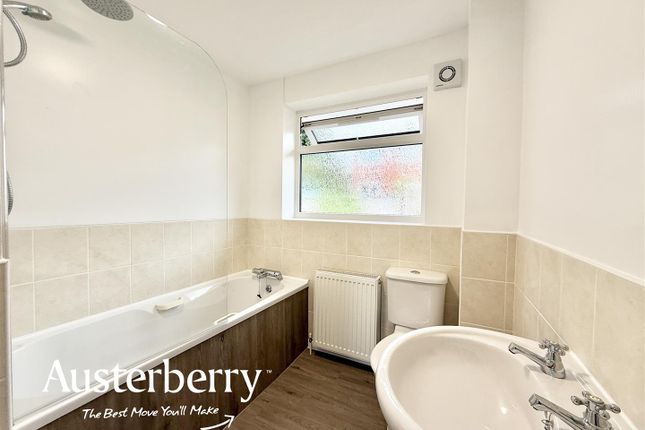 44, Ullswater Avenue, Stoke-On-Trent photo 5