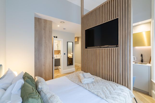 31 Draycott Avenue, LONDON photo 5