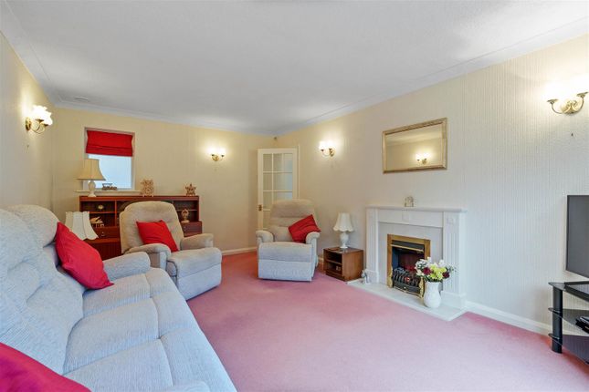 1, Wade Avenue, Coventry photo 3