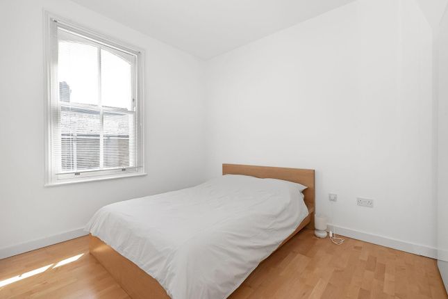 Flat 1, 80, Shakespeare Road, London photo 4