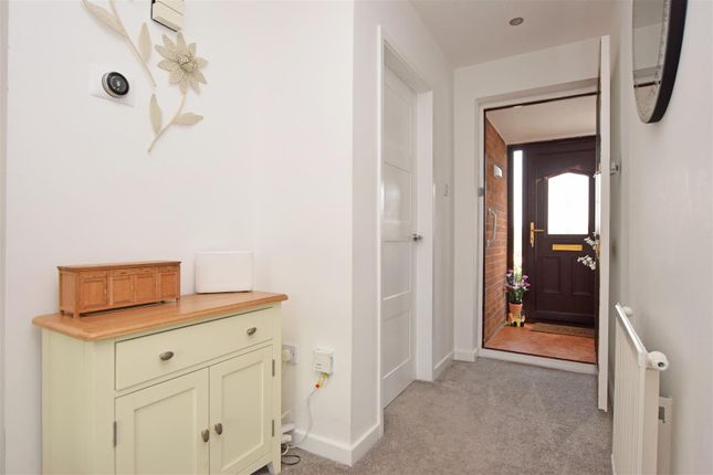 17, Bryn Rhosyn, Abergele photo 2