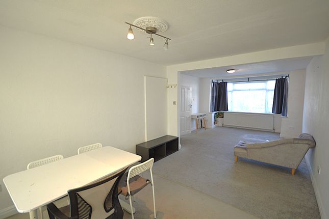 152, Windermere Avenue, Wembley photo 5