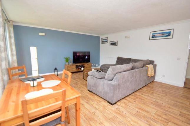 Flat for sale in Athlone Square, Windsor