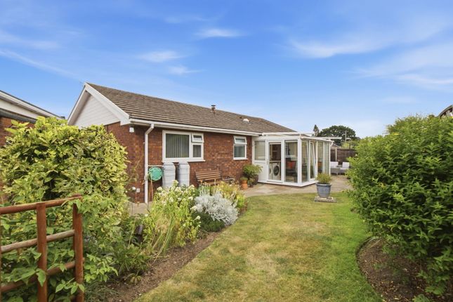 19, Hillview Gardens, Upton Upon Severn photo 4