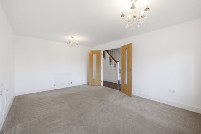22 Ashgrove Gardens, Midlothian photo 3