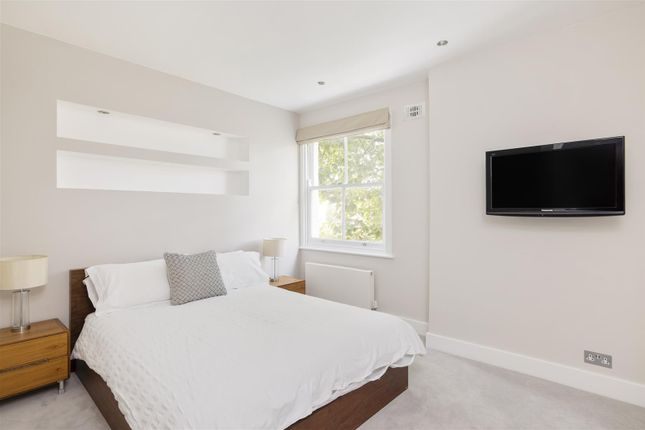 Flat for sale in Pembridge Crescent, Notting Hill