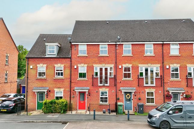 Thumbnail Town house for sale in Hawthorn Square, East Ardsley, Wakefield