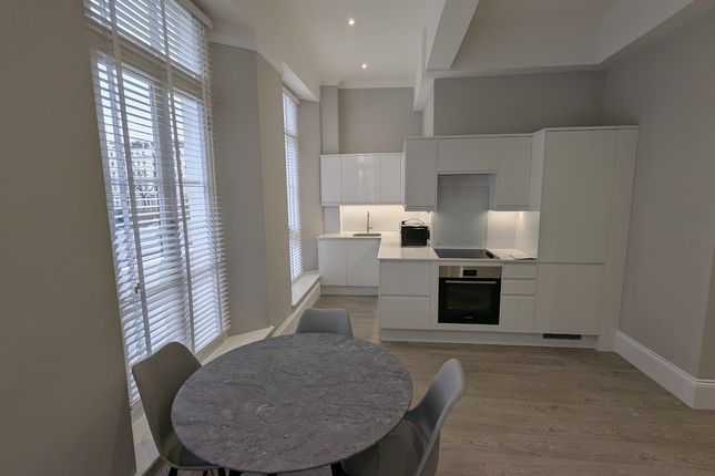 Flat 8 , Park House, Harrington Road, South Kensington photo 2