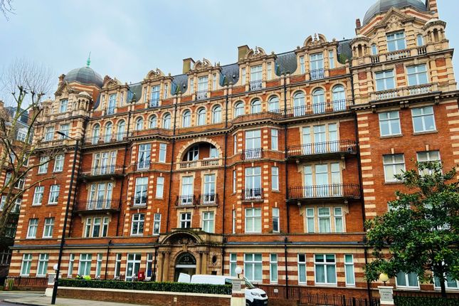 2-bed flat on 101, Clarendon Court, 33 Maida Vale, London, £880,000