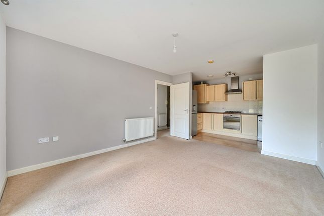 Flat 6, 105, Croyland Road, Wellingborough photo 4