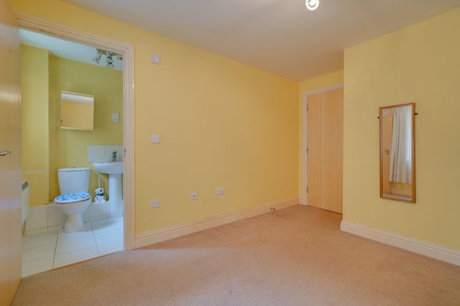Flat for sale in Sillence Court, Upper King Street, Royston