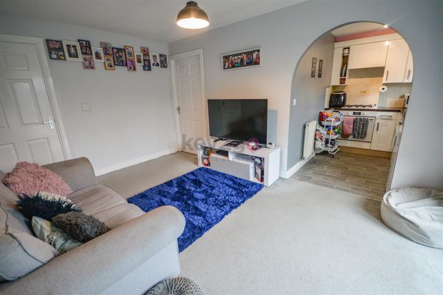 Flat for sale in Spinkhill View, Renishaw, Sheffield