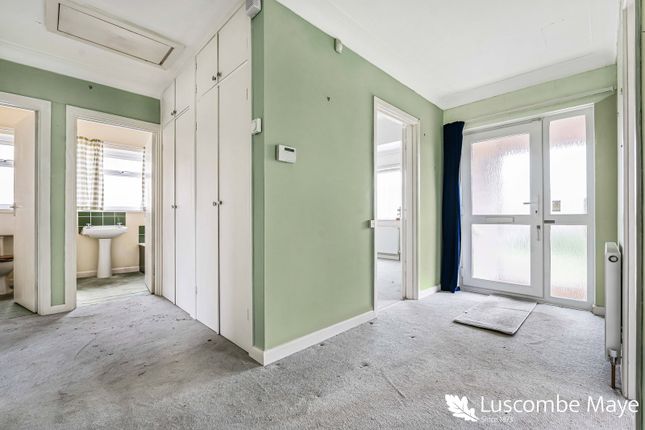 45, Elm Tree Park, Plymouth photo 4