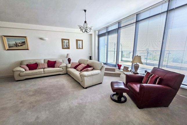 1,Flat 57, Grand Hotel Road, Plymouth photo 2