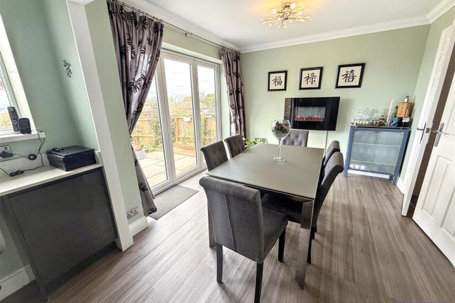 63, Lily Gardens, Dipton photo 5