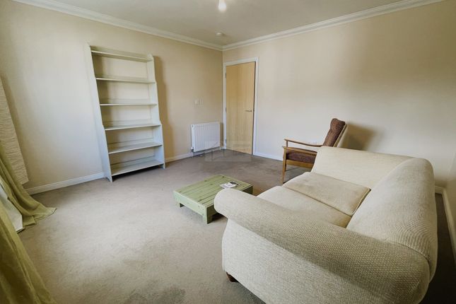 5 Mackintosh Court, Forres photo 2