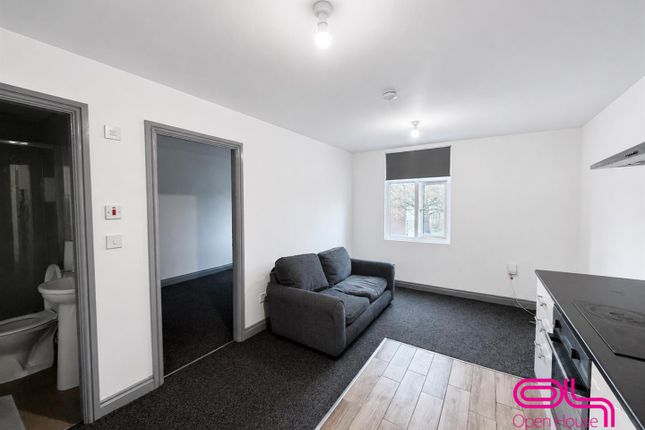 124a, Derby Street, Bolton photo 2