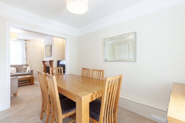 Terraced house to rent in Hart Street, Oxford