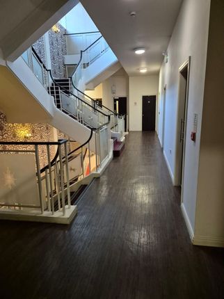 Flat 27, The Pack Horse Nelson Square, Bolton photo 5