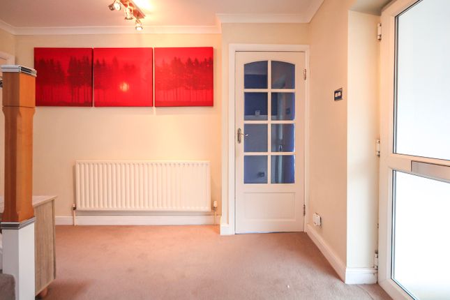 26, Nutbrook Avenue, Coventry photo 5