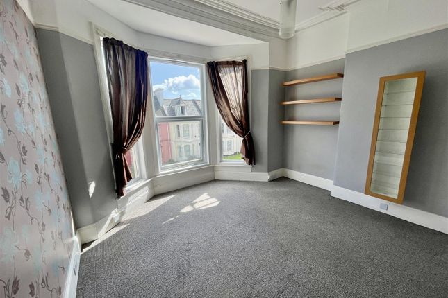 Top Floor Flat, 21, Lipson Road, Plymouth photo 2