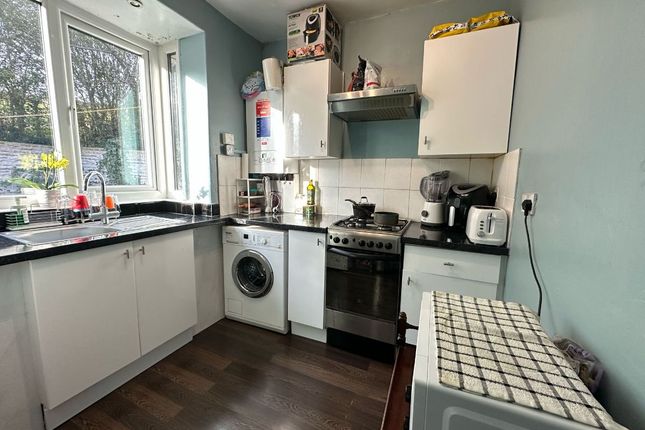 3 Leopold Road, Blackburn photo 4