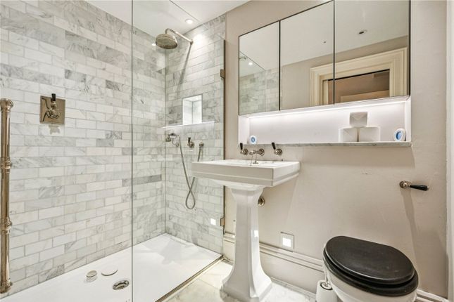 Apartment 1, 2, Inverness Terrace, London photo 4